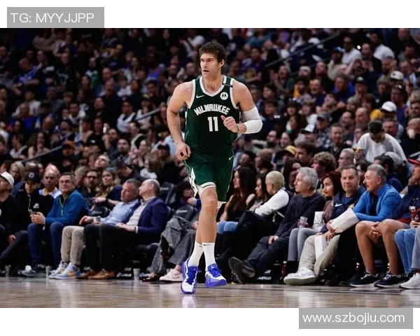 布鲁克洛佩斯:从NBA巨星到篮球战术的创新先锋 布鲁克洛佩斯:从NBA巨星到篮球战术的创新先锋