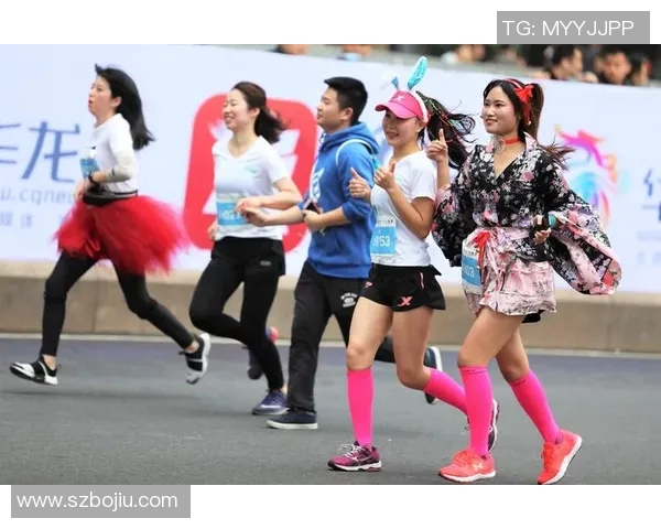 重庆街舞队在城市马拉松中逆袭展现青春活力与拼搏精神的精彩旅程 重庆街舞队在城市马拉松中逆袭展现青春活力与拼搏精神的精彩旅程