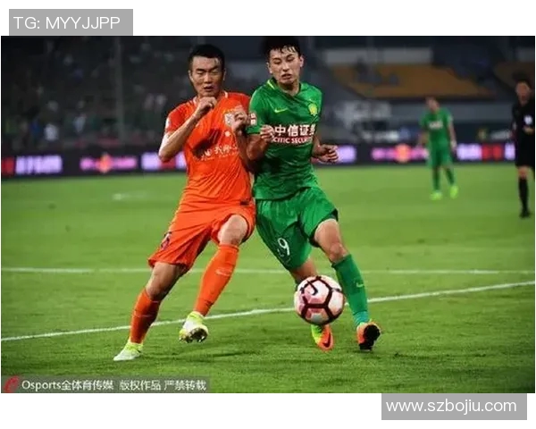 阿哈尔与梅尔瓦的激烈对决揭示足球战术的博弈与激情